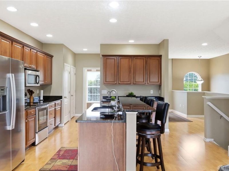 9476 Tahoe Drive, Centerville, OH 45458 Photo 8