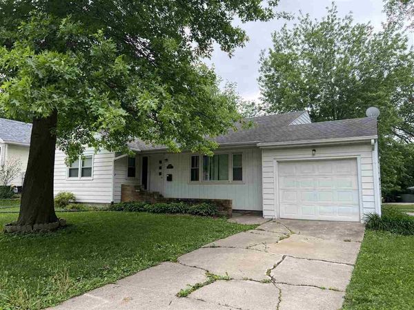1707 Wilson, Iowa City, IA 52240