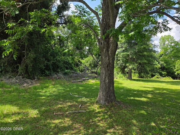 4164 Baltzell Street , Marianna, FL 32446