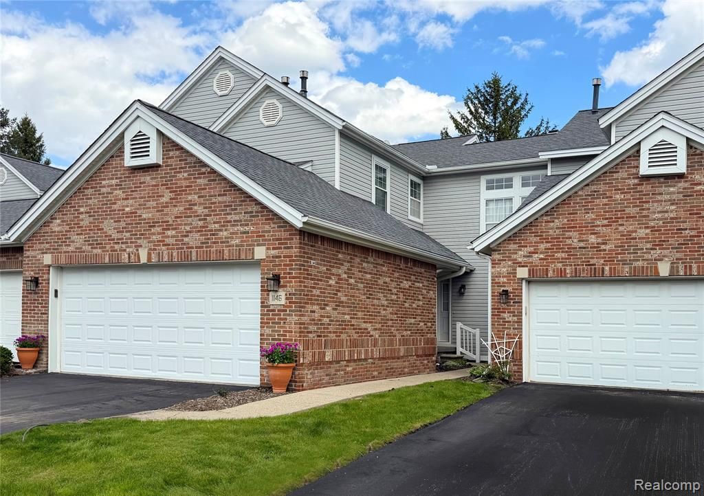 1146 Fairways Boulevard, Troy, MI 48085 Main Photo