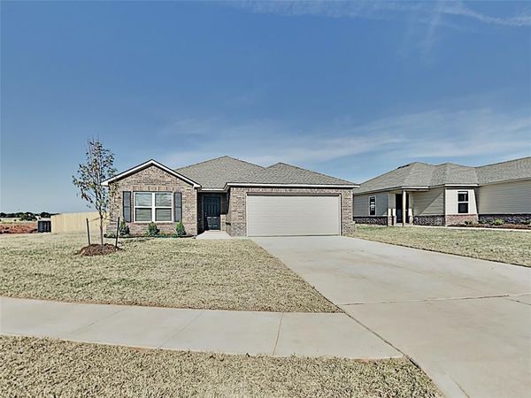1928 Hannah Lane, Yukon, OK 73099