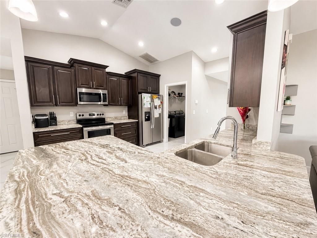 4017 7th St Sw, Lehigh Acres, FL 33976 Photo