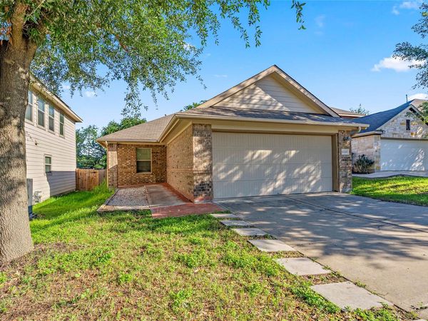 10200 E Lone Pine LN, Austin, TX 78747