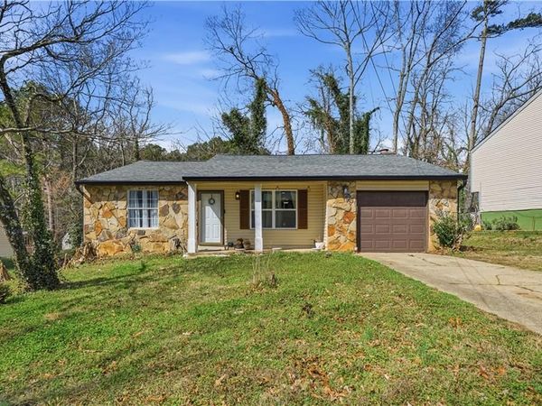 1337 Muirforest Drive, Stone Mountain, GA 30088