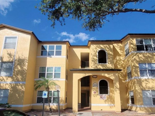 4528 COMMANDER DRIVE , Unit 2011, ORLANDO, FL 32822