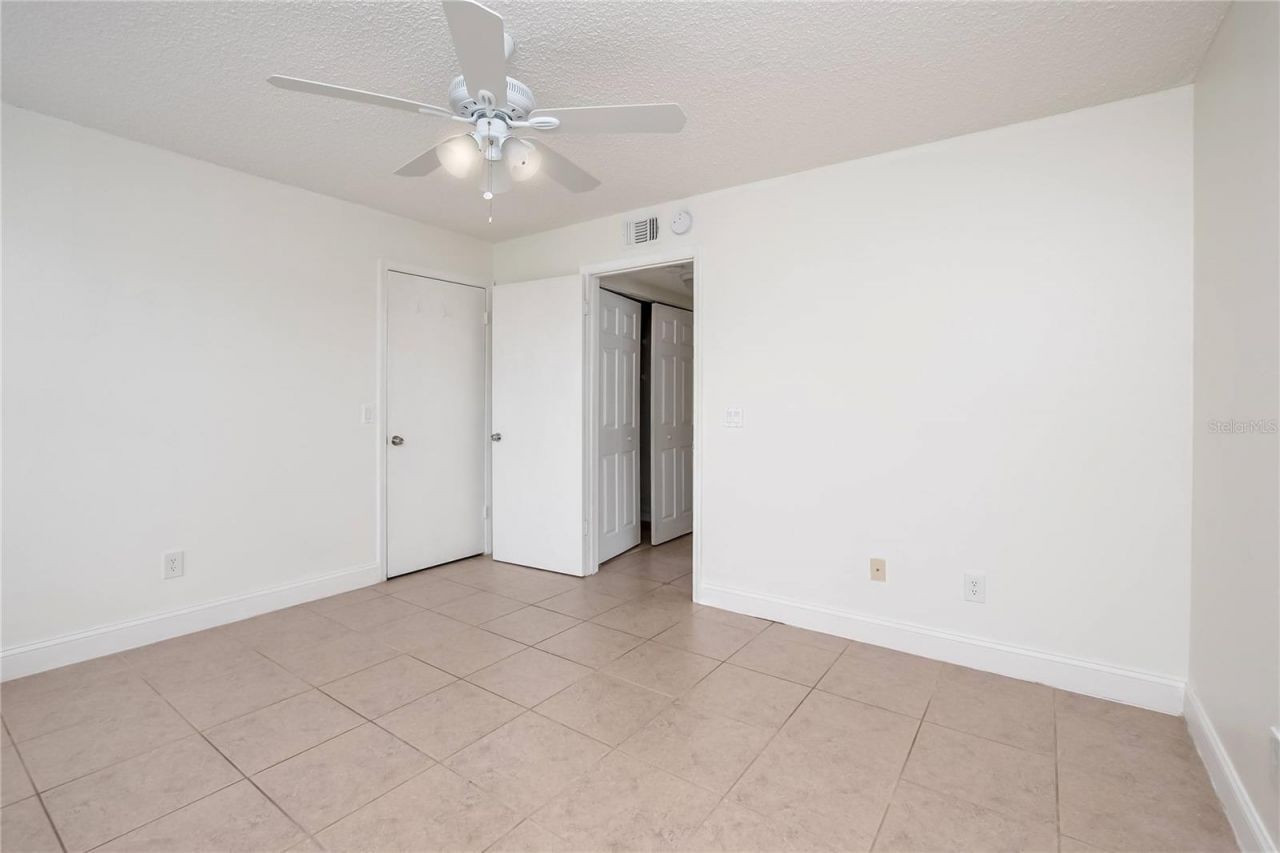 4528 Commander Drive , Unit 2011, Orlando, FL 32822 Photo