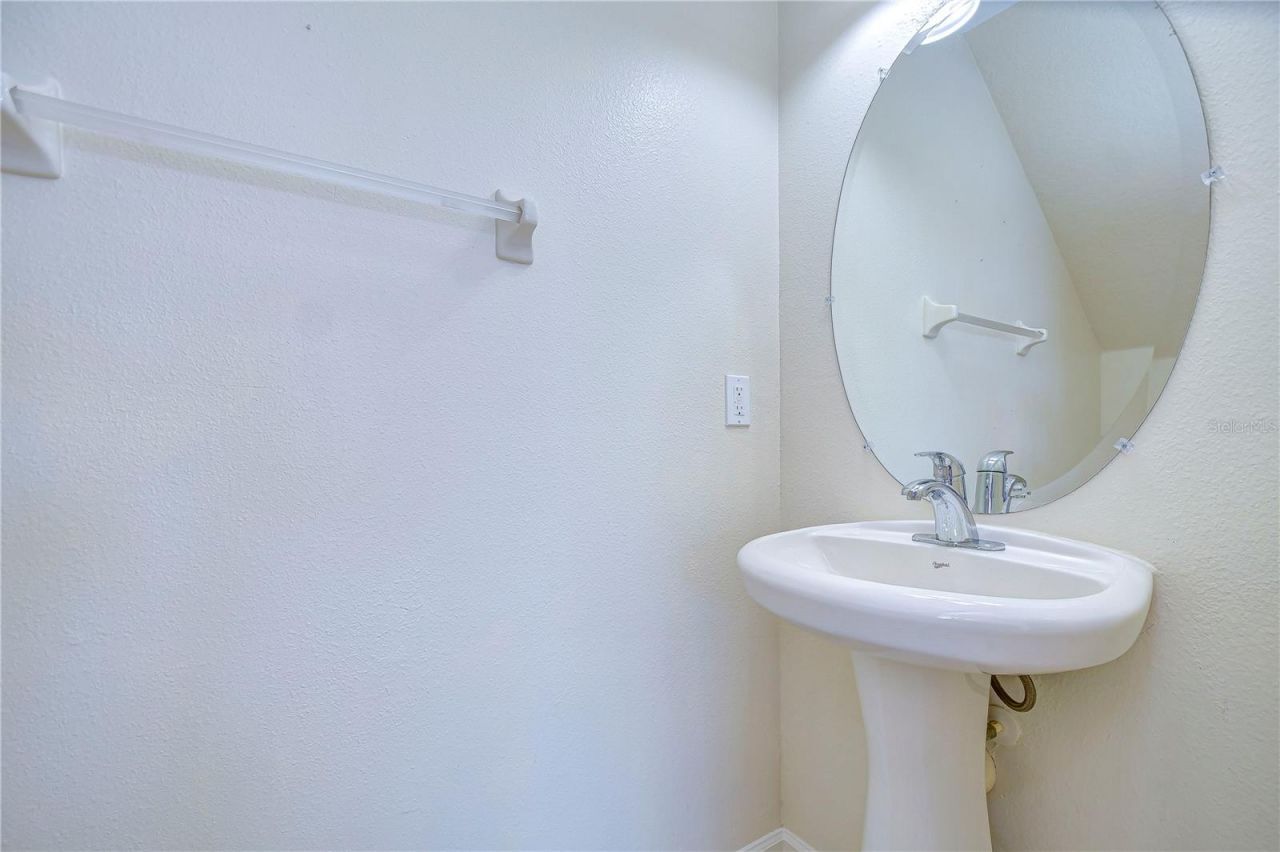 4744 Pond Ridge Drive , Riverview, FL 33578 Photo