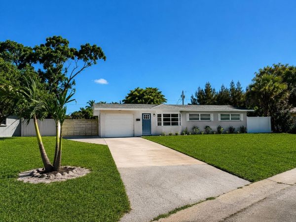 4185 BARRACUDA DRIVE SE, ST PETERSBURG, FL 33705