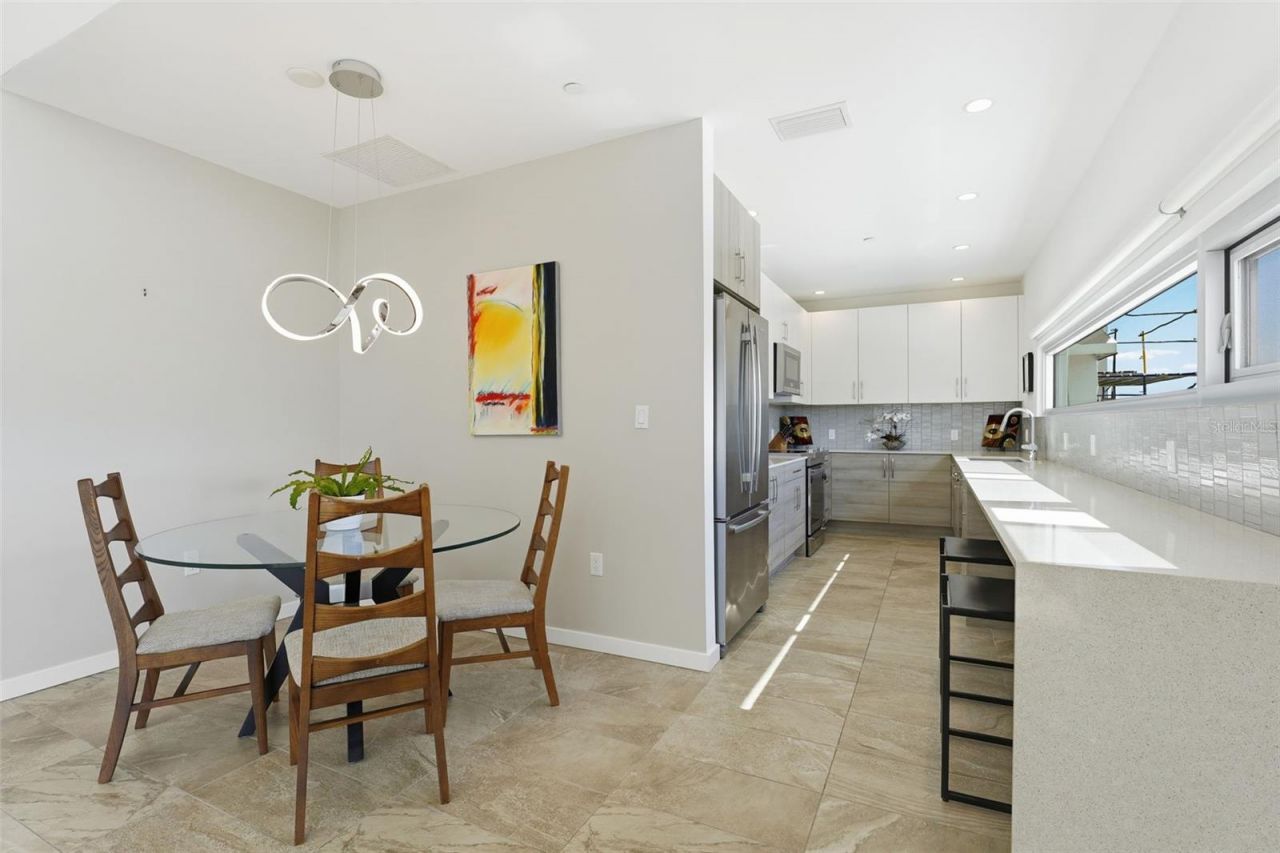 1350 5th Street , Unit 402, Sarasota, FL 34236 Photo