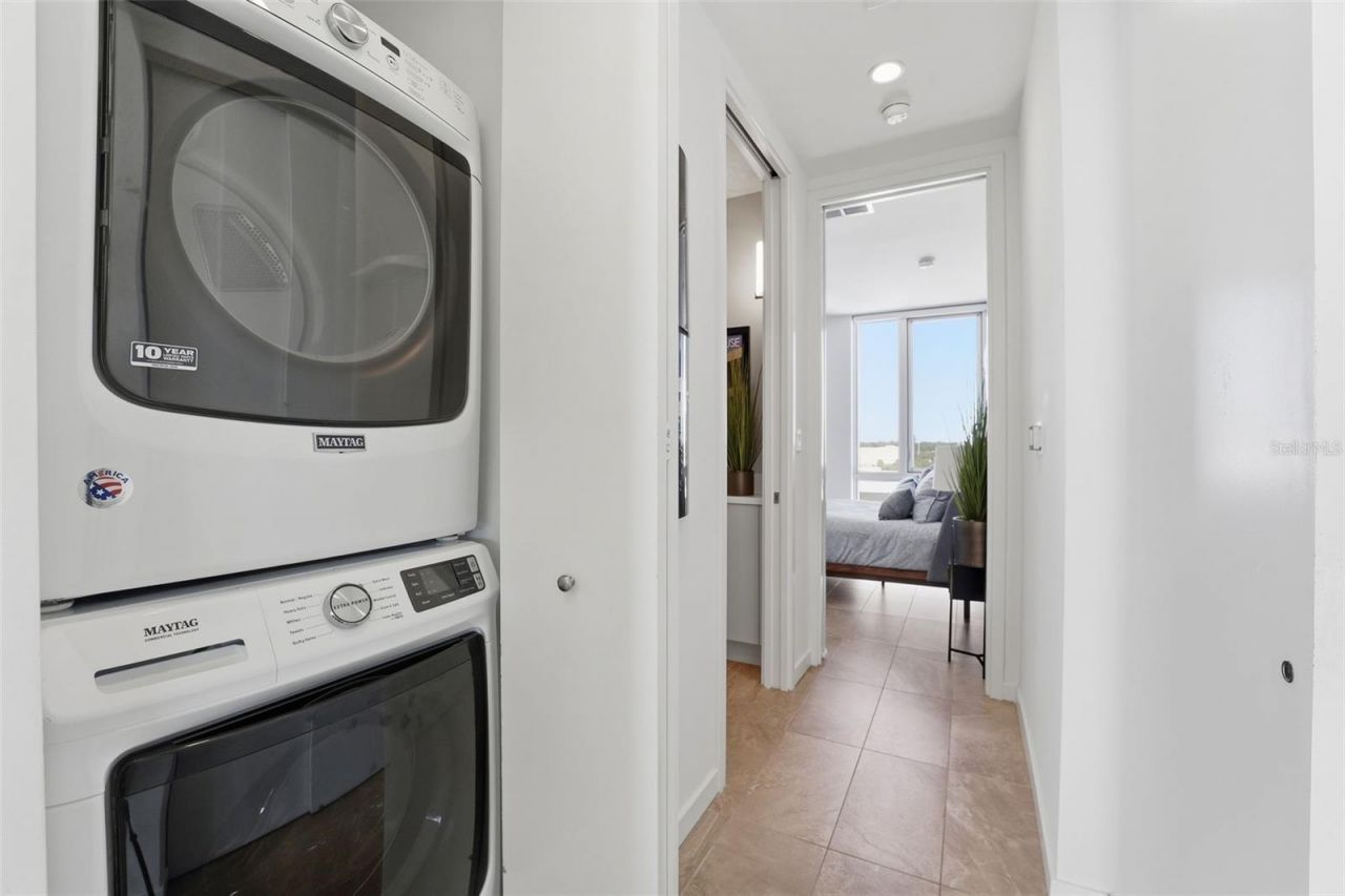 1350 5th Street , Unit 402, Sarasota, FL 34236 Photo
