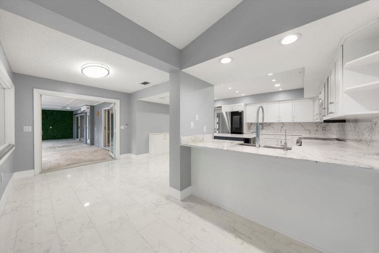 13903 Oberlin Manor Way, Tampa, FL 33613 Photo