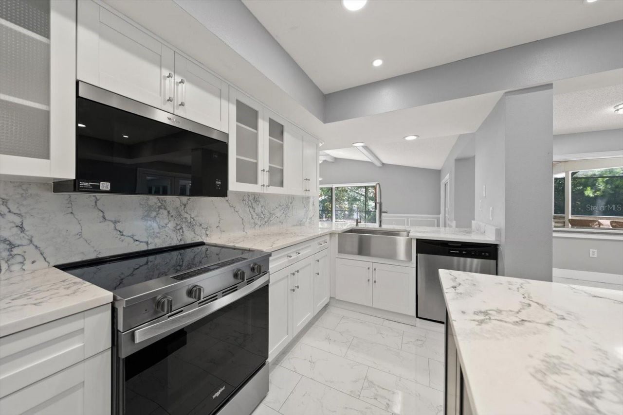 13903 Oberlin Manor Way, Tampa, FL 33613 Photo