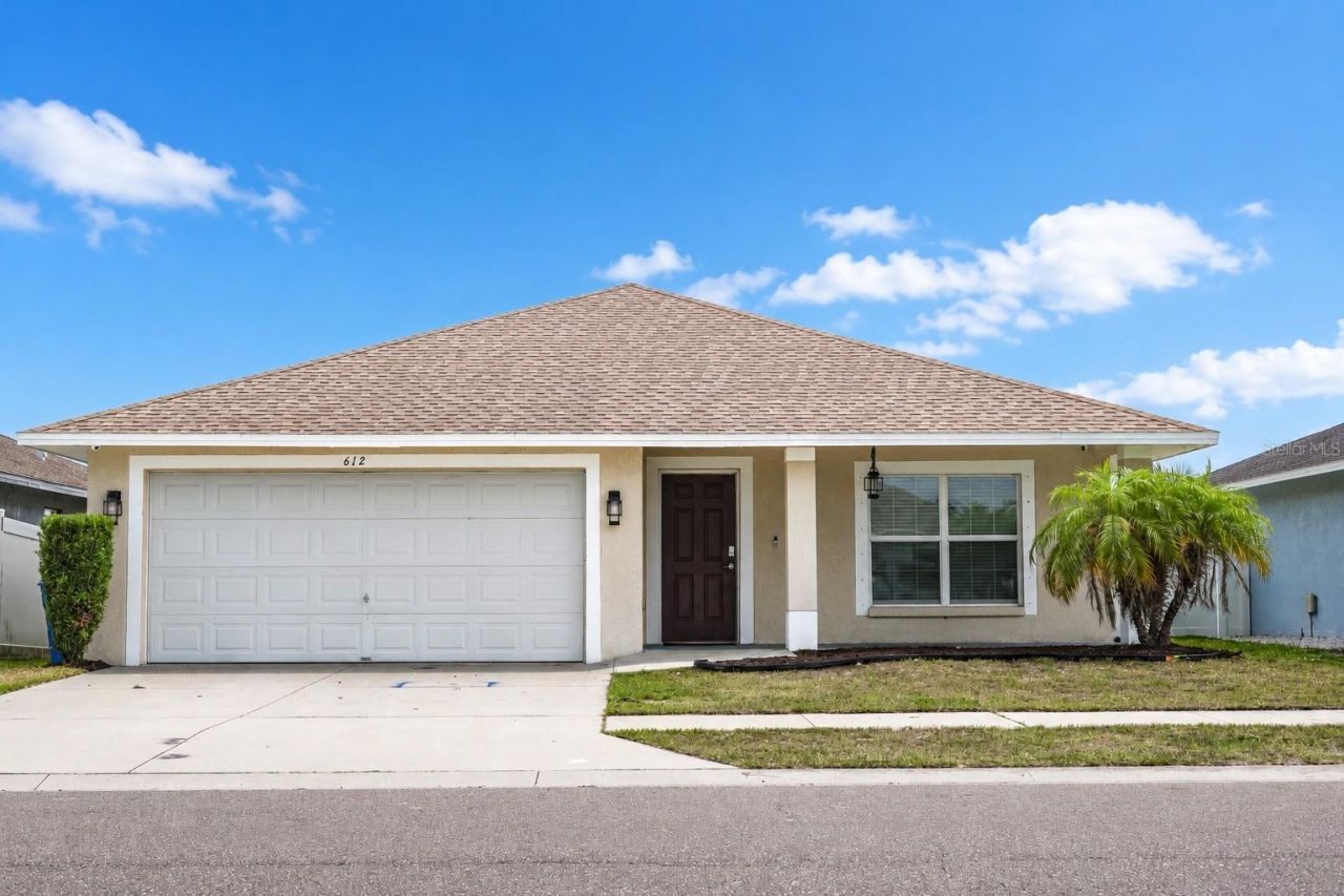 612 16th Avenue Se, Ruskin, FL 33570 Main Photo