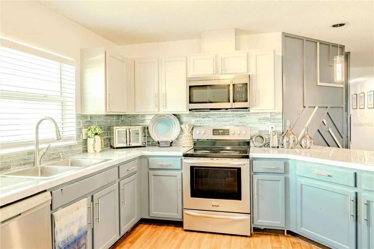 612 16th Avenue Se, Ruskin, FL 33570 Photo