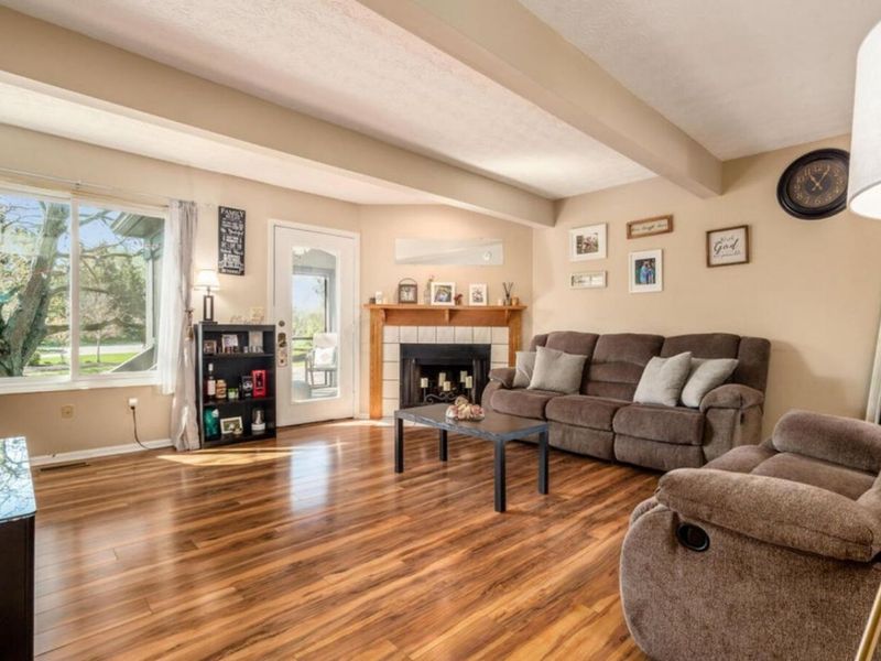 6985 Muirfield Drive , Dublin, OH 43017 Photo 3