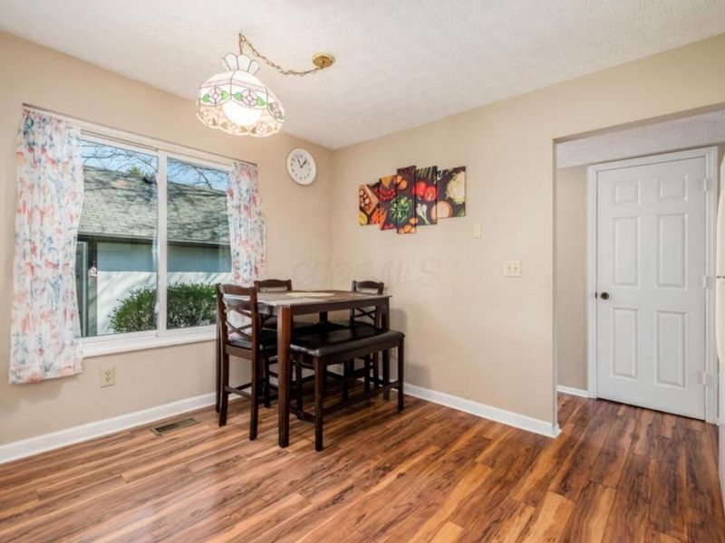 6985 Muirfield Drive , Dublin, OH 43017 Photo 8