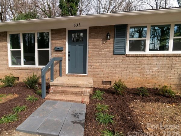 533 Blendwood Drive, Charlotte, NC 28215