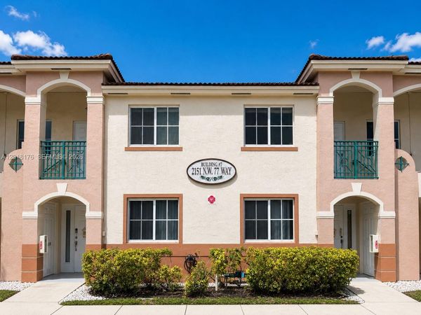 2151 NW 77th Way, Unit 205, Pembroke Pines, FL 33024