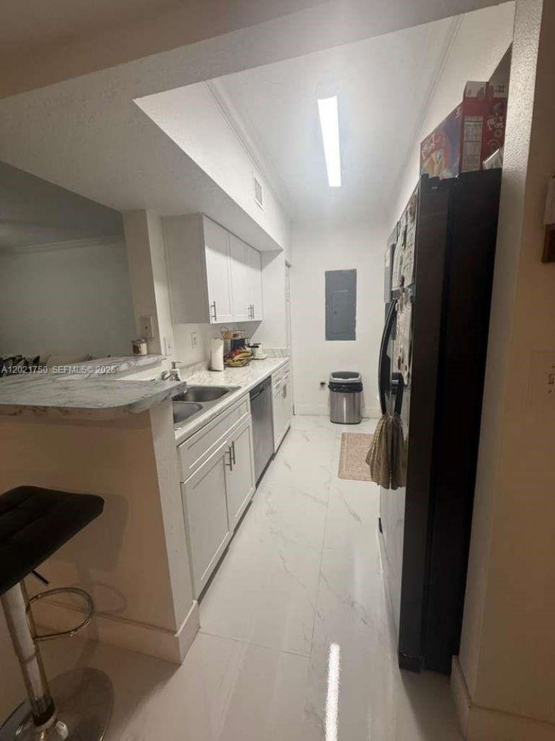215 SW 117th Ter, Unit 14107, Pembroke Pines, FL 33025 Photo