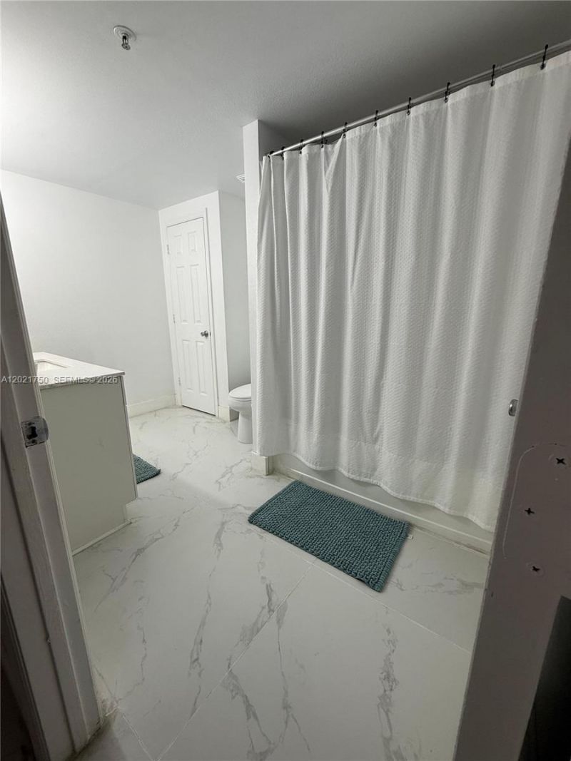 215 SW 117th Ter, Unit 14107, Pembroke Pines, FL 33025 Photo
