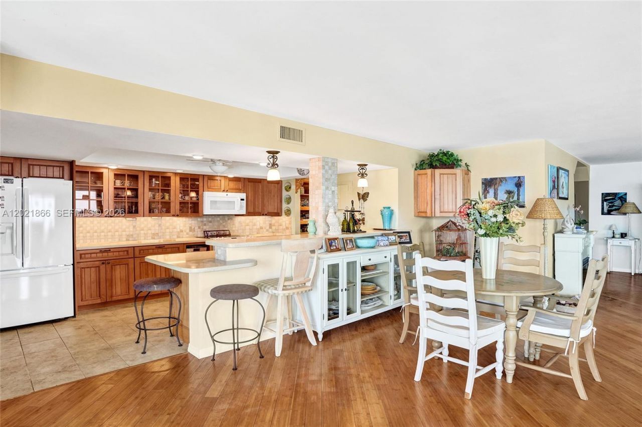 1800 S Ocean Blvd, Unit 1012, Lauderdale by the Sea, FL 33062 Photo