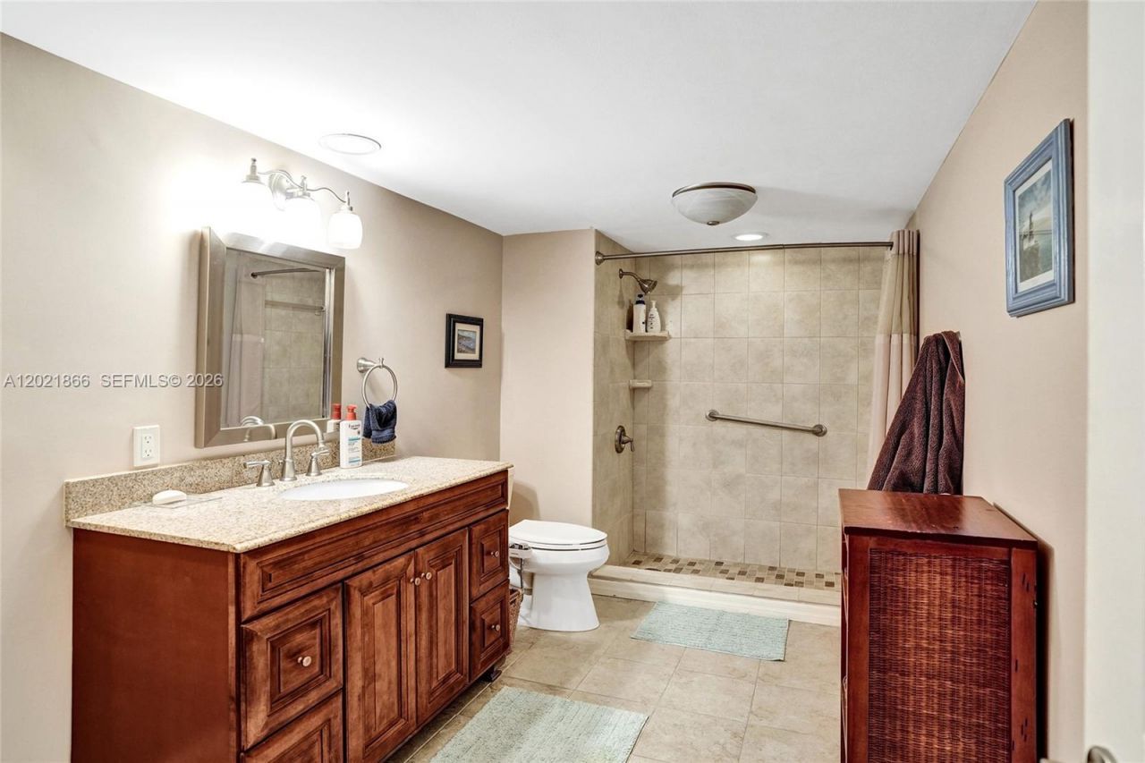 1800 S Ocean Blvd, Unit 1012, Lauderdale by the Sea, FL 33062 Photo