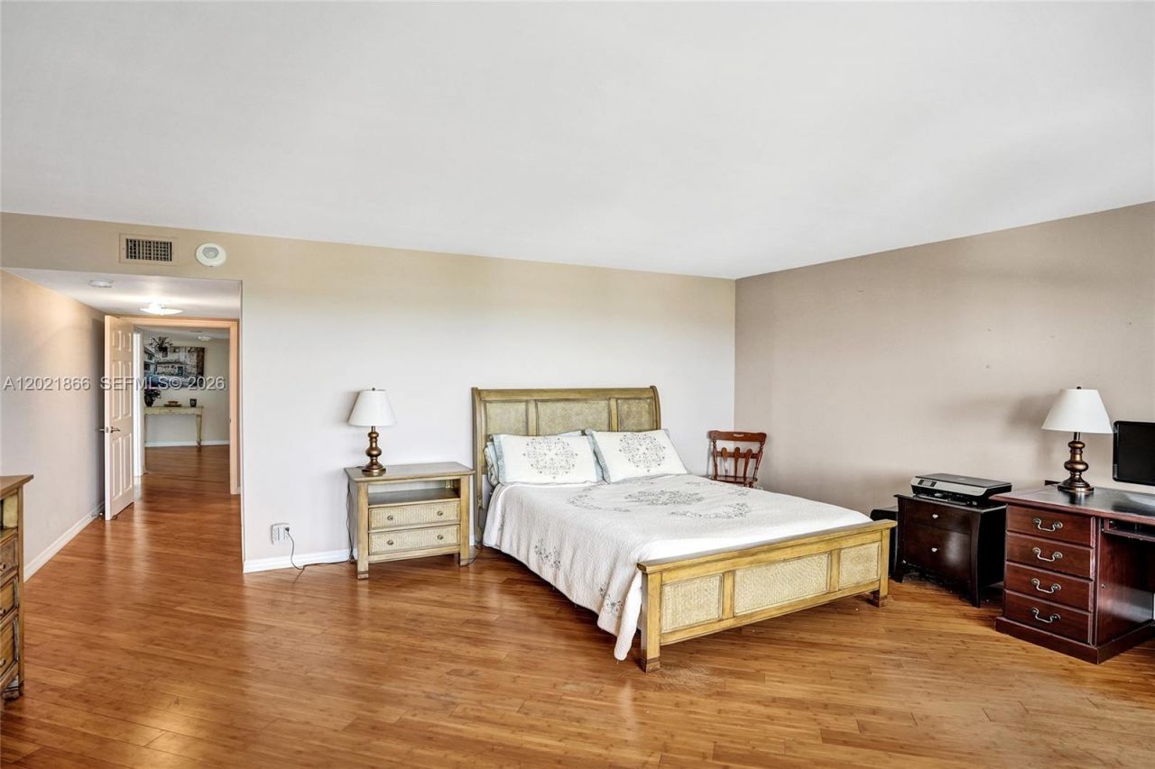 1800 S Ocean Blvd, Unit 1012, Lauderdale by the Sea, FL 33062 Photo