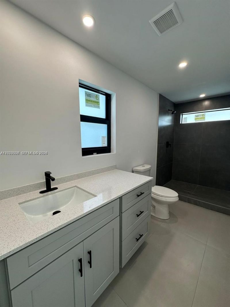 4901 Washington St , Hollywood, FL 33021 Photo