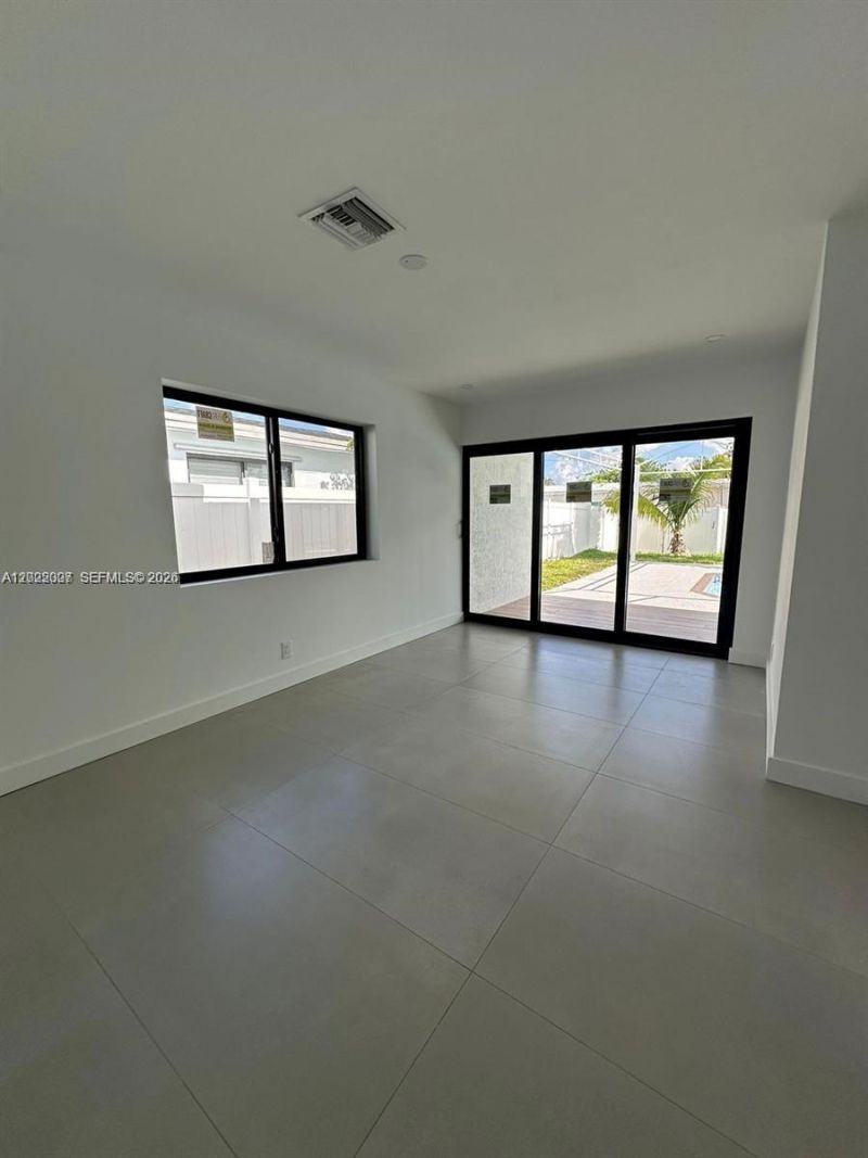 4901 Washington St , Hollywood, FL 33021 Photo