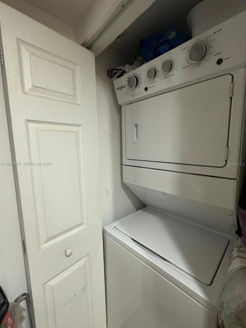 3232 SW 22nd Ter , Unit 1607, Miami, FL 33145 Photo