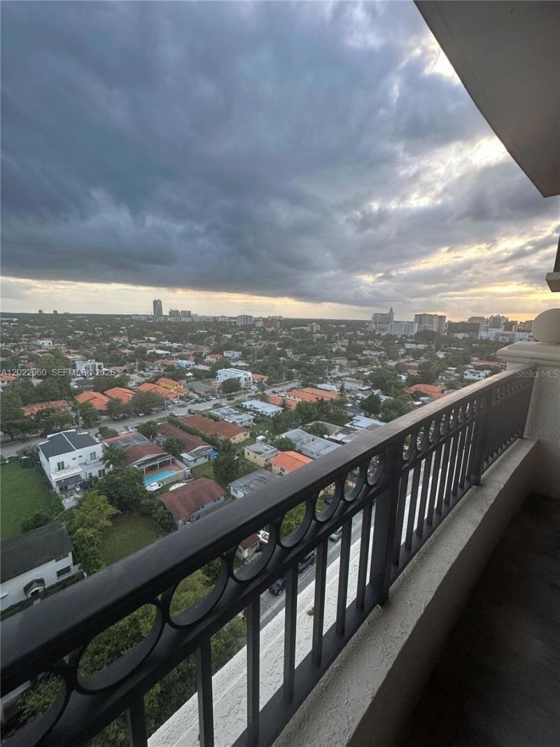 3232 SW 22nd Ter , Unit 1607, Miami, FL 33145 Photo
