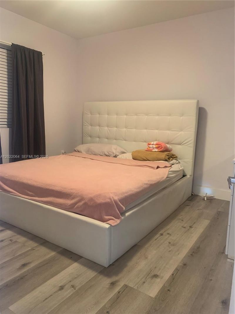 810 E 32nd St, Unit 810, Hialeah, FL 33013 Photo