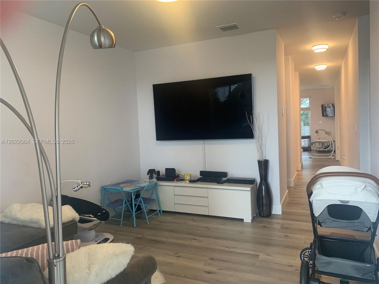 810 E 32nd St, Unit 810, Hialeah, FL 33013 Photo