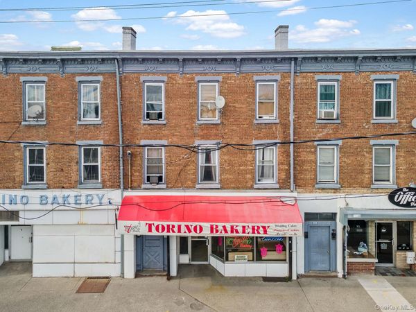 402 Broadway, Newburgh, NY 12550