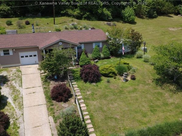 429 Lynn Oak Drive, Lavalette, WV 25535