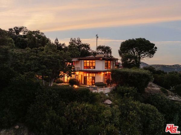 665 Sky Line Trail, Topanga, CA 90290