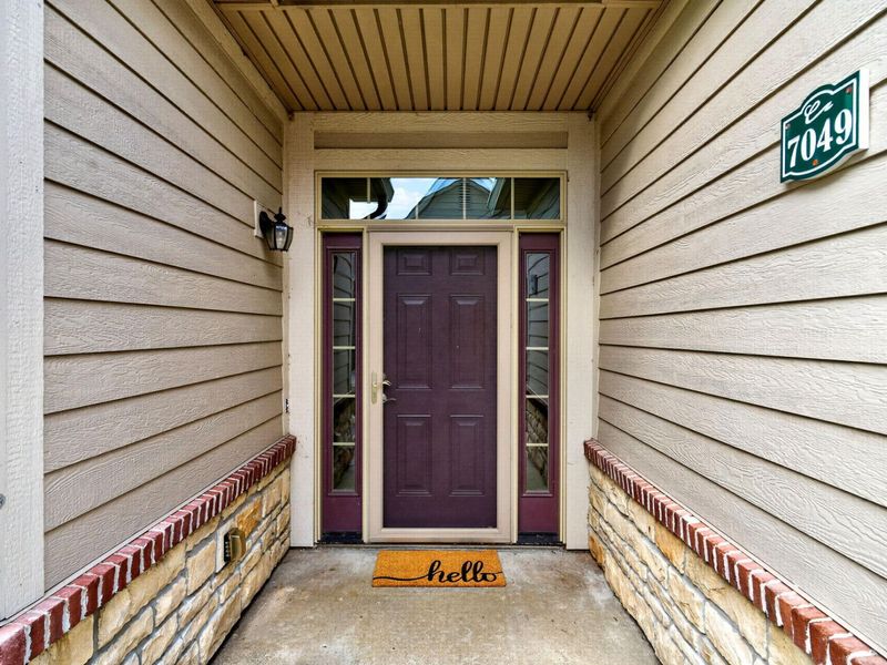7049 Creekside Circle, Fairborn, OH 45324 Photo 4