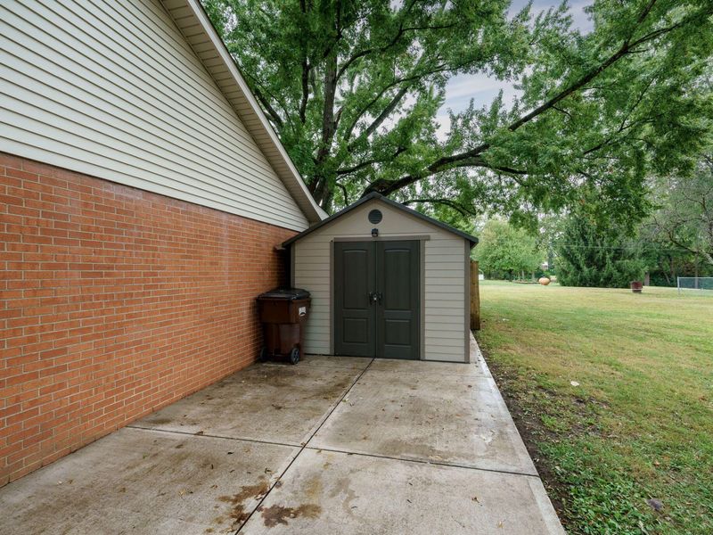 120 Windmere Drive, Troy, OH 45373 Photo 46