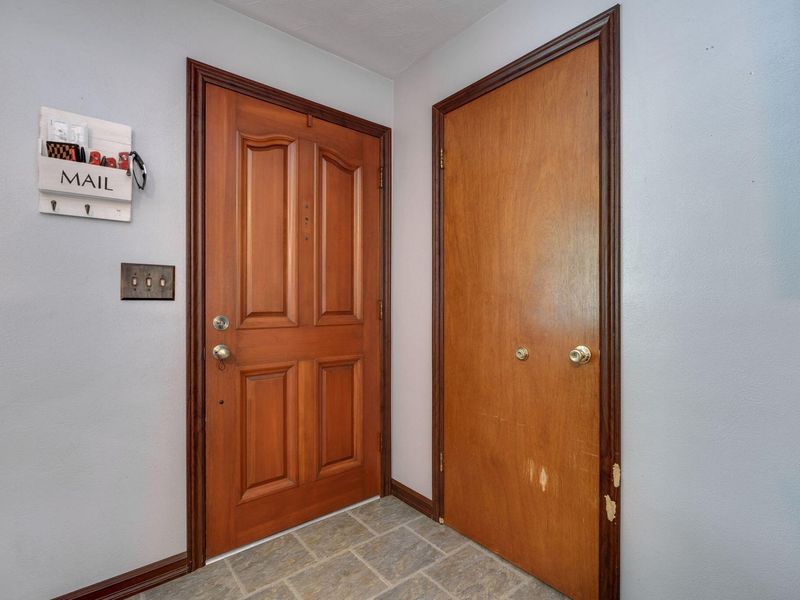 120 Windmere Drive, Troy, OH 45373 Photo 6