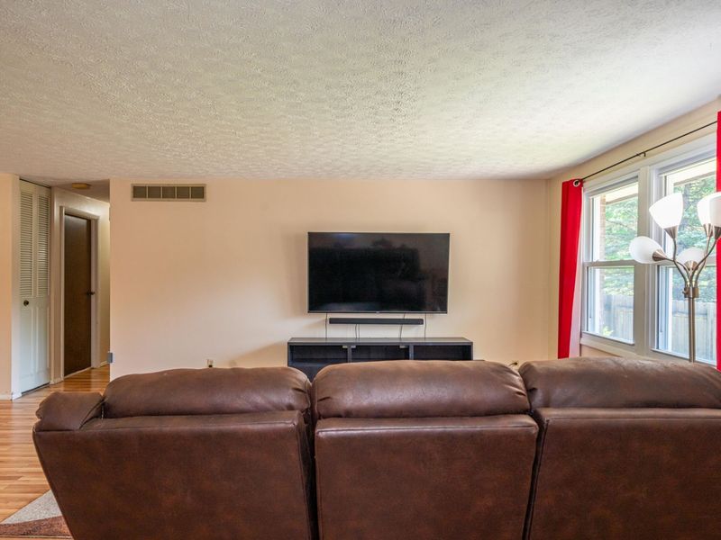 4200 Linchmere Drive, Clayton, OH 45415 Photo 8
