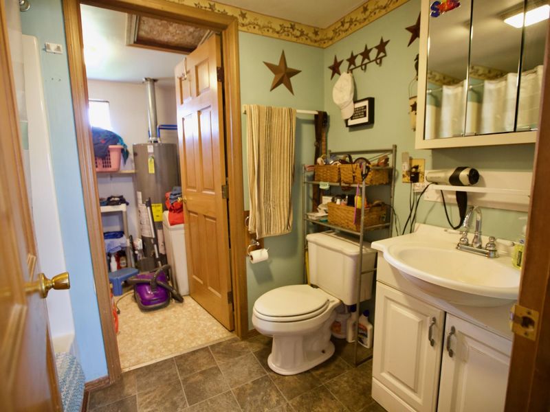 6275 Shindeldecker Road, Rockford, OH 45882 Photo 17