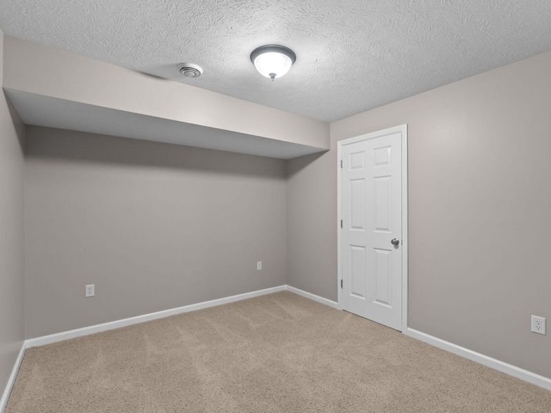 665 King Richard Court, Troy, OH 45373 Photo 45
