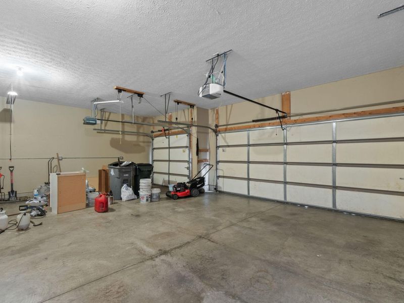 665 King Richard Court, Troy, OH 45373 Photo 48