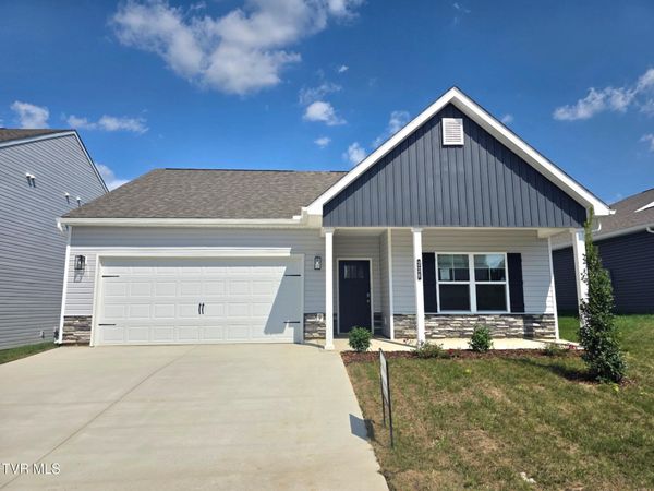 226 Wisteria Drive, Bluff City, TN 37618