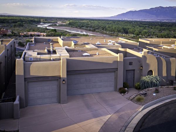 3816 OXBOW VILLAGE Lane NW, Albuquerque, NM 87120