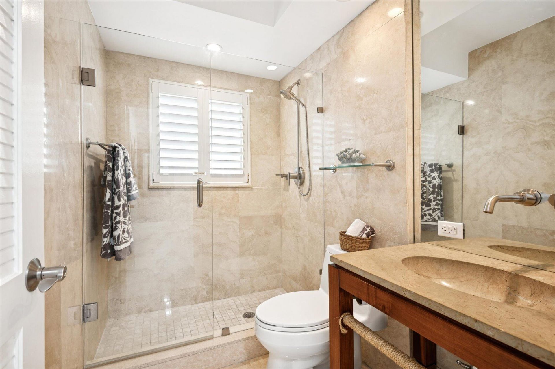 215 N Birch Road, Unit A2, Fort Lauderdale, FL 33304 Photo