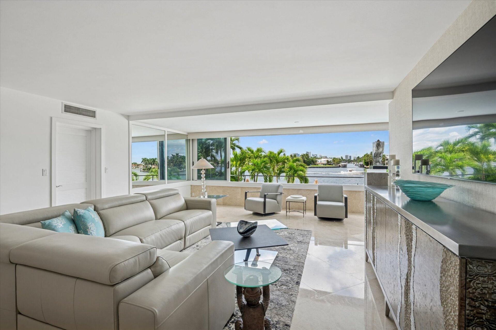 215 N Birch Road, Unit A2, Fort Lauderdale, FL 33304 Photo