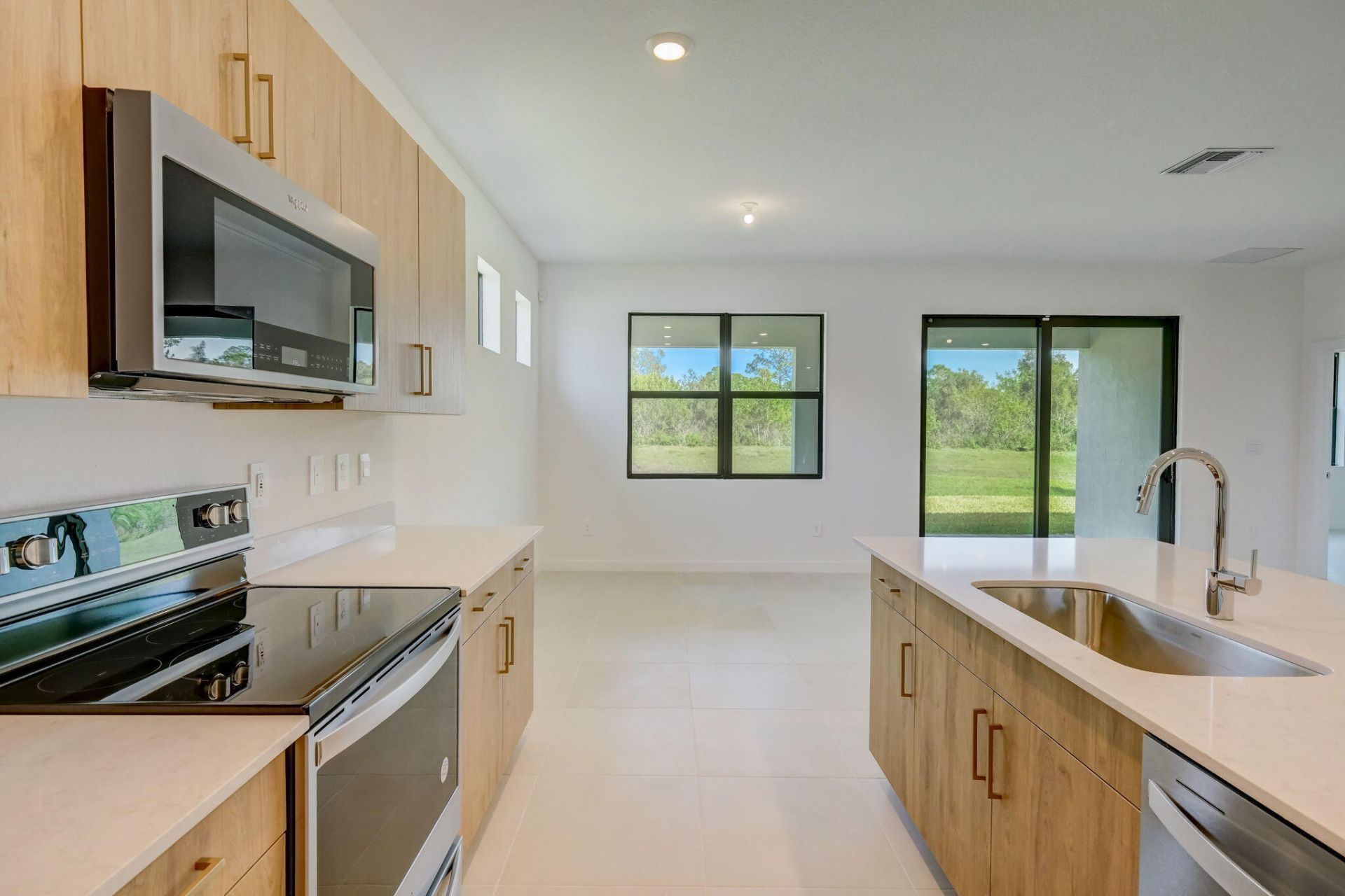 5946 SE Skyblue Circle, Stuart, FL 34997 Photo