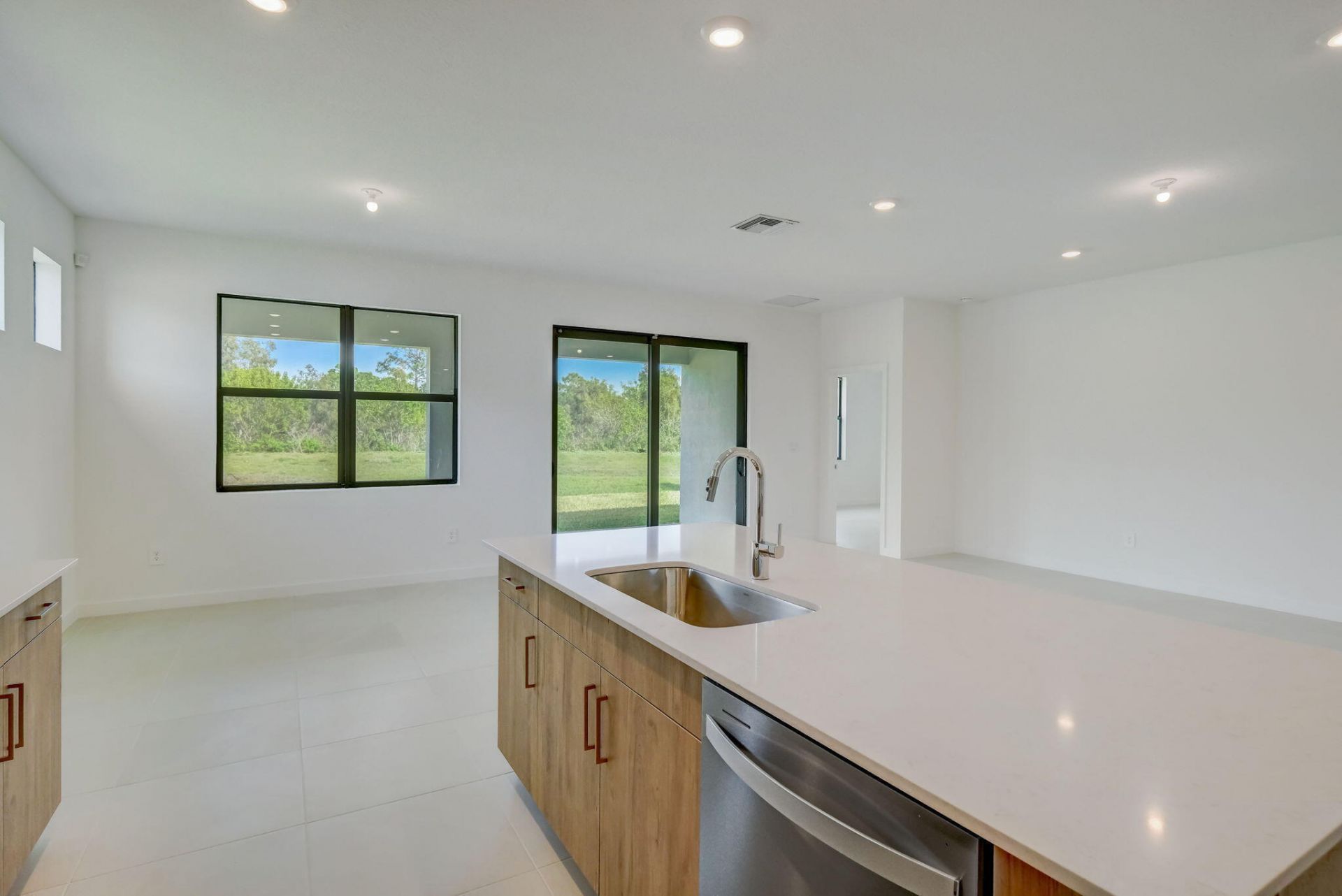 5946 SE Skyblue Circle, Stuart, FL 34997 Photo
