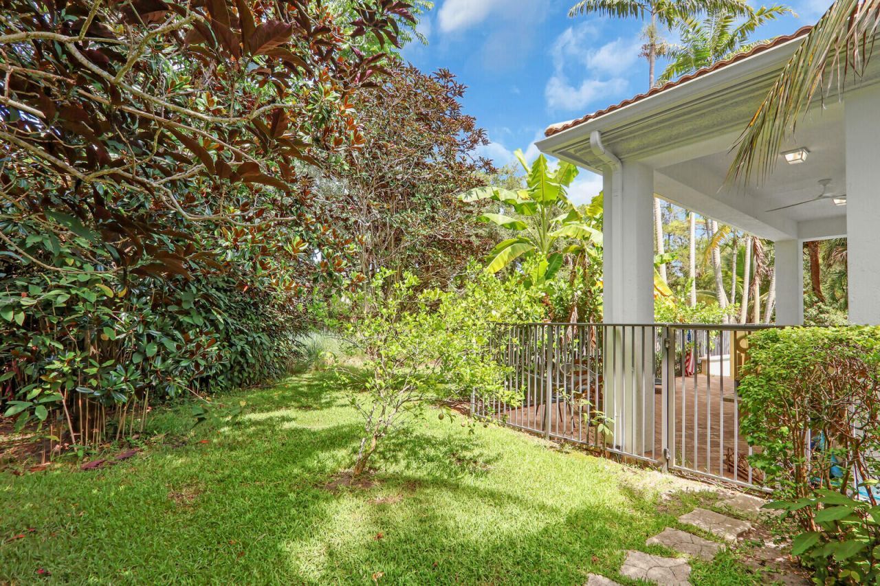 1726 Nature Court, Palm Beach Gardens, FL 33410 Photo